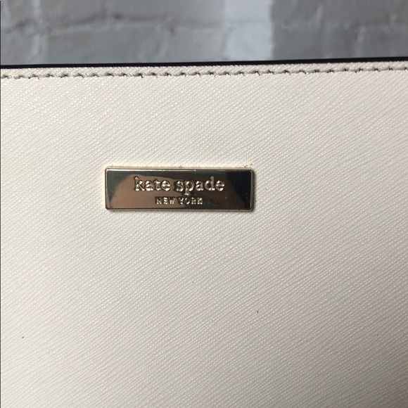 *SOLD* Ivory/Cream Kate Spade purse/bag - Picture 7 of 7